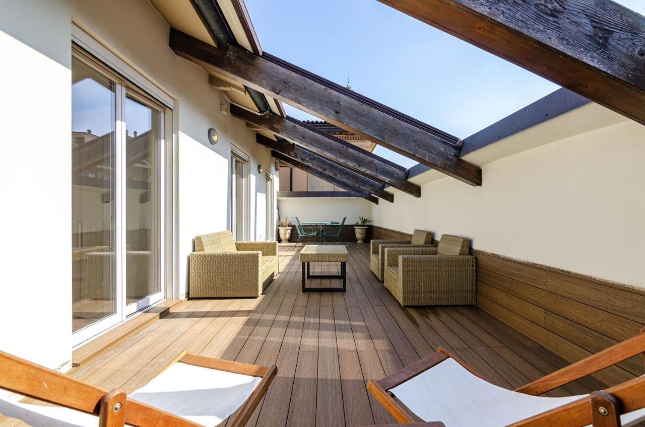 Rizzoli Terrace Apartment Bolonha Exterior foto